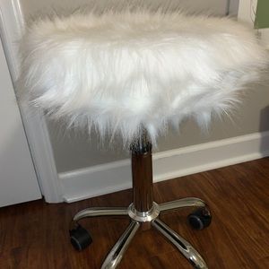 rolling desk stool